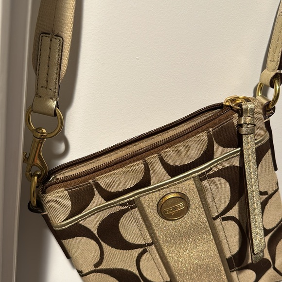 Vintage Signature Tan Gold Stripe Coach Swingback - Picture 13 of 16